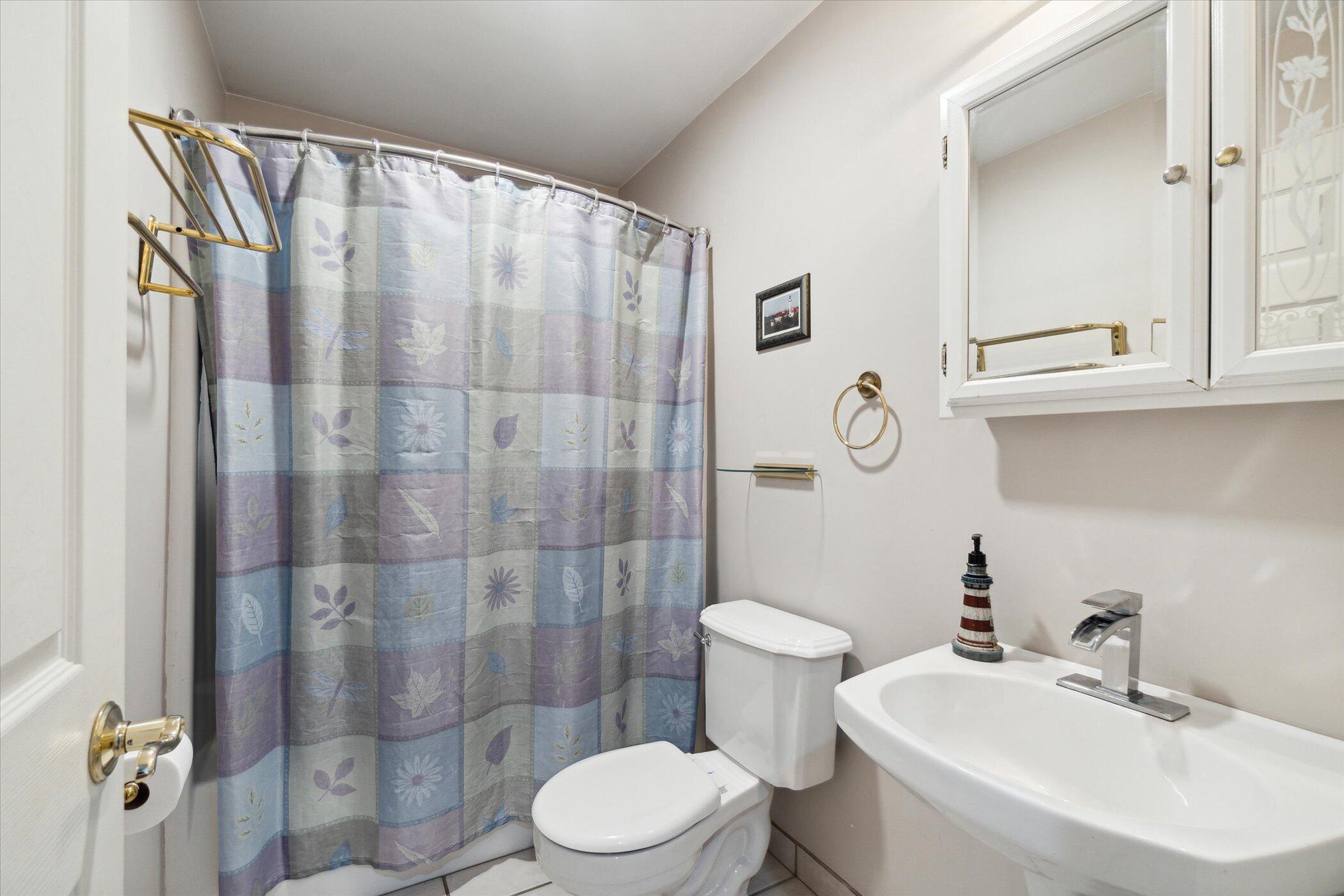 1529 Decamp Road Stockbridge, MI 49285 - Photo 27 of 56 29-1529-Decamp-Rd-Leslie-MI-49251-Window