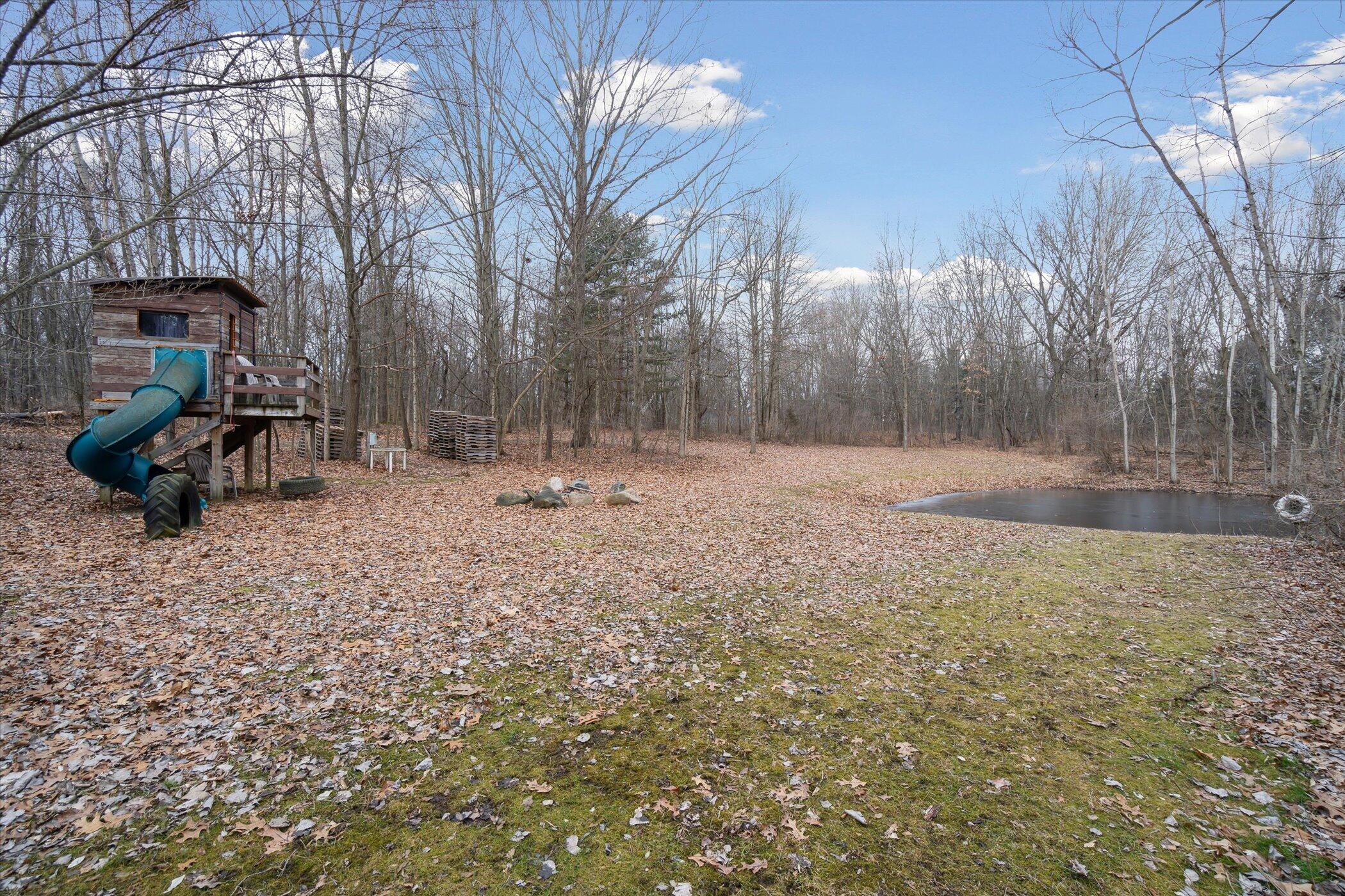 1529 Decamp Road Stockbridge, MI 49285 - Photo 47 of 56 48-1529-Decamp-Rd-Leslie-MI-49251-Window