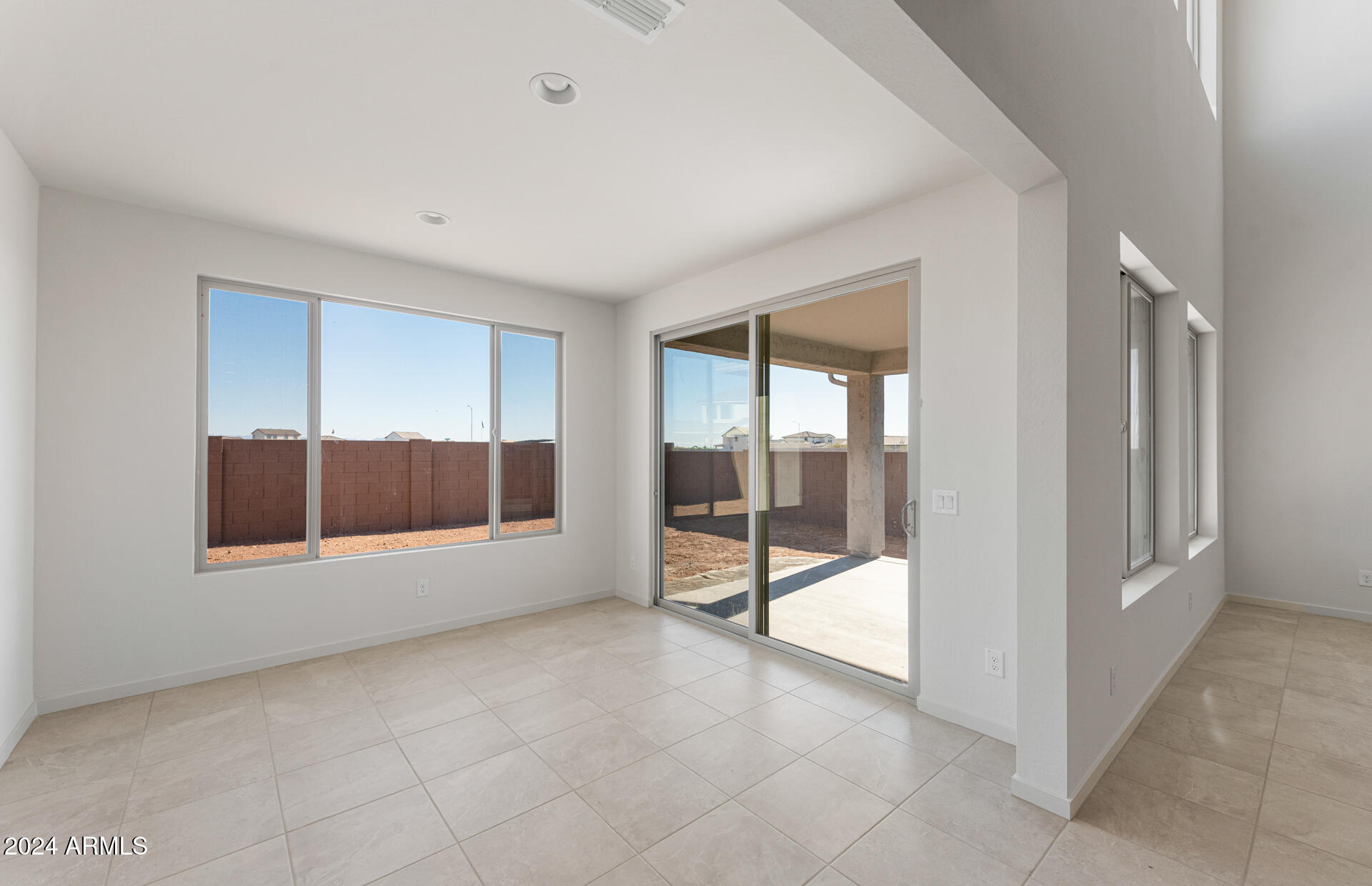 9961 Centennial Road Apache Junction, AZ 85120 - Photo 11 of 34 Living Area