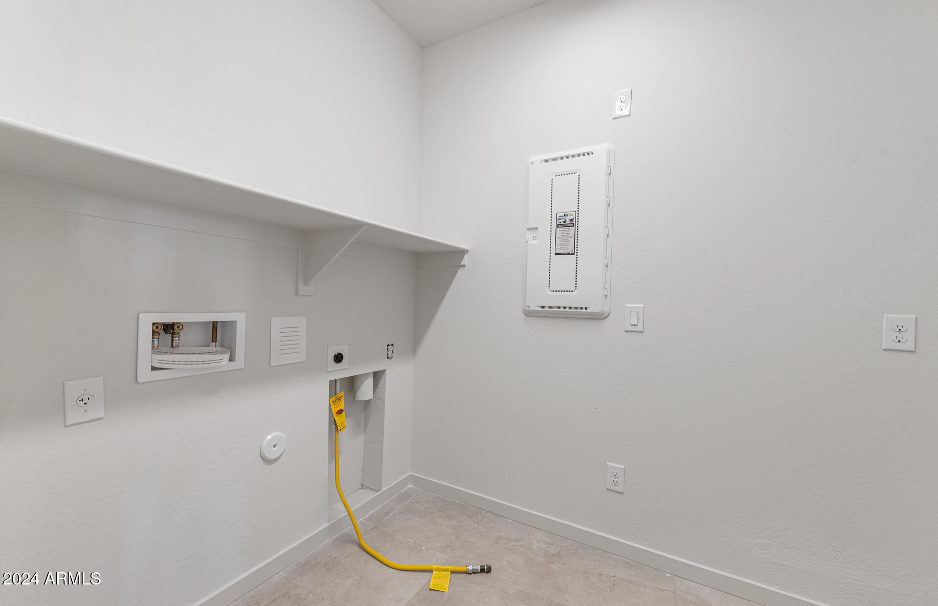9961 Centennial Road Apache Junction, AZ 85120 - Photo 21 of 34 Laundry Room