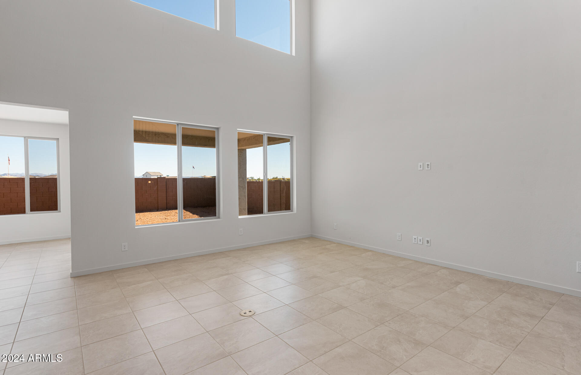 9961 Centennial Road Apache Junction, AZ 85120 - Photo 9 of 34 Living Area