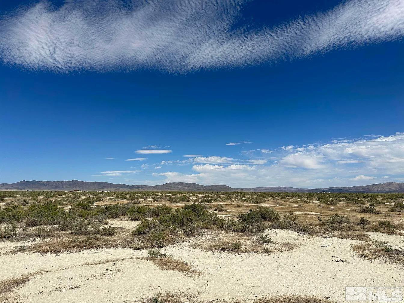 0 Apn 074-431-55 Reno, NV 89510 - Photo 5 of 14 a view of an ocean and beach