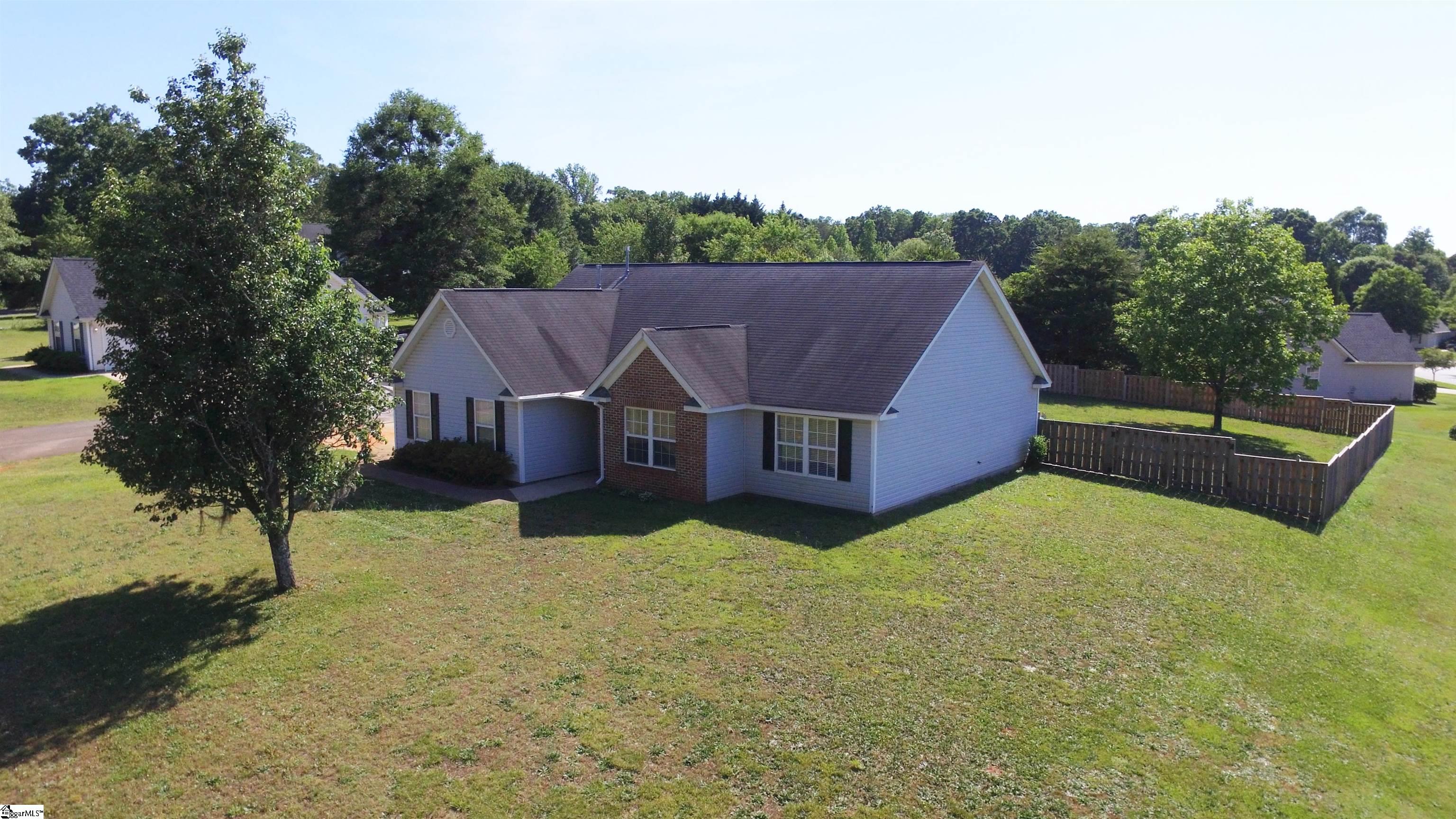 210 North Rutherford Road Greer, SC 29651 - Photo 21 of 26
