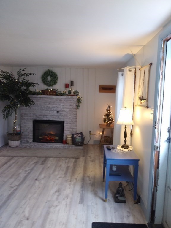 23 Gitche Gumee Road Buzzards Bay, MA 02532 - Photo 5 of 18