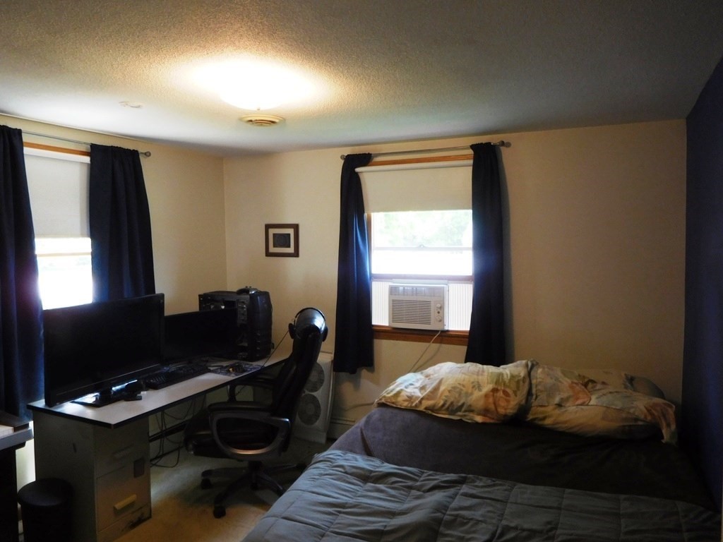 151 Burnham Road Lowell, MA 01852 - Photo 17 of 20 Gallery Image 17