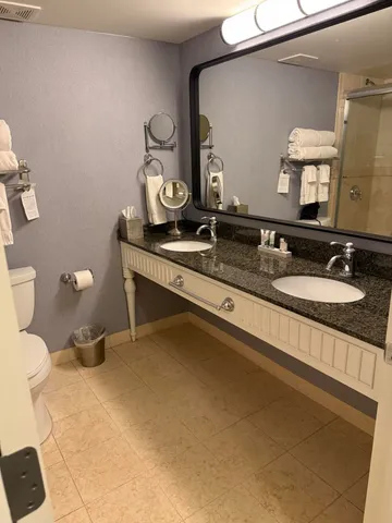 $129,900 | 269 Fontana Boulevard, Unit 1239, Fontana, WI 53125