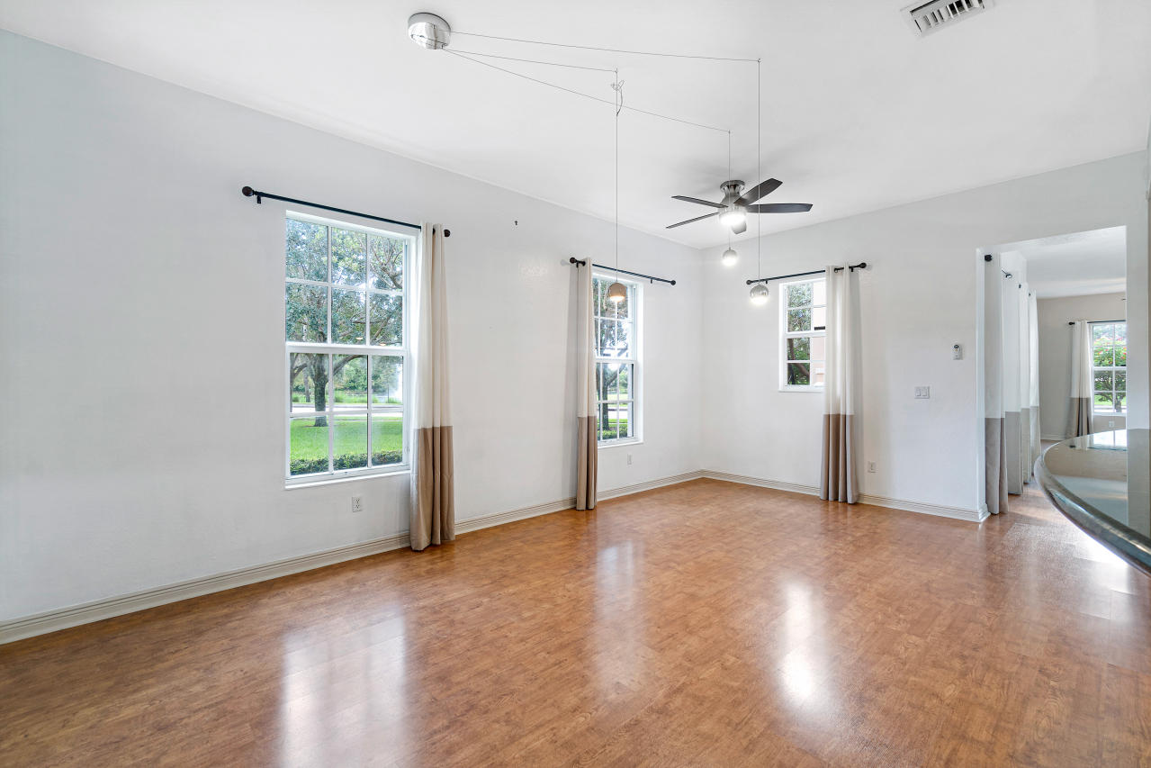 786 Northwest 83rd Lane Boca Raton, FL 33487 - Photo 13 of 31 018-786Northwest83rdLane-BocaRaton-FL-33