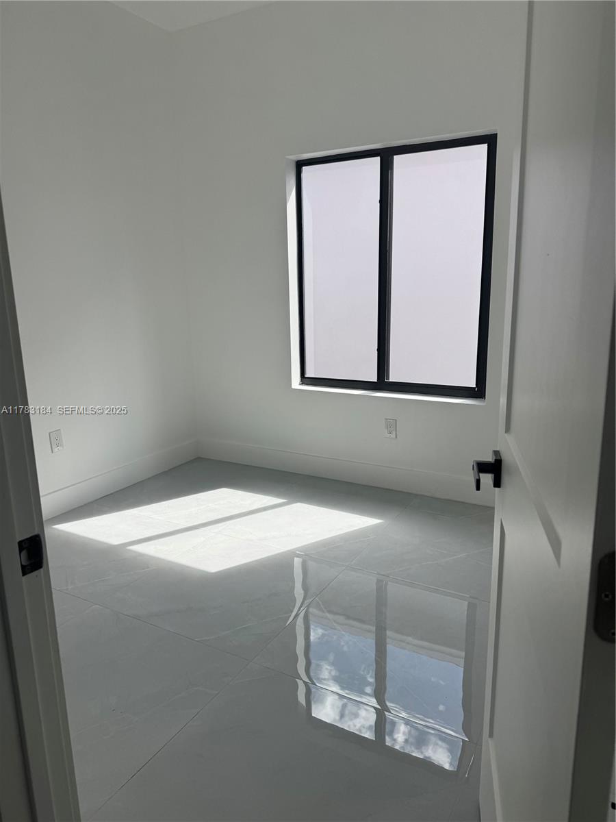 2970 Northwest 45th Street Miami, FL 33142 - Photo 15 of 26