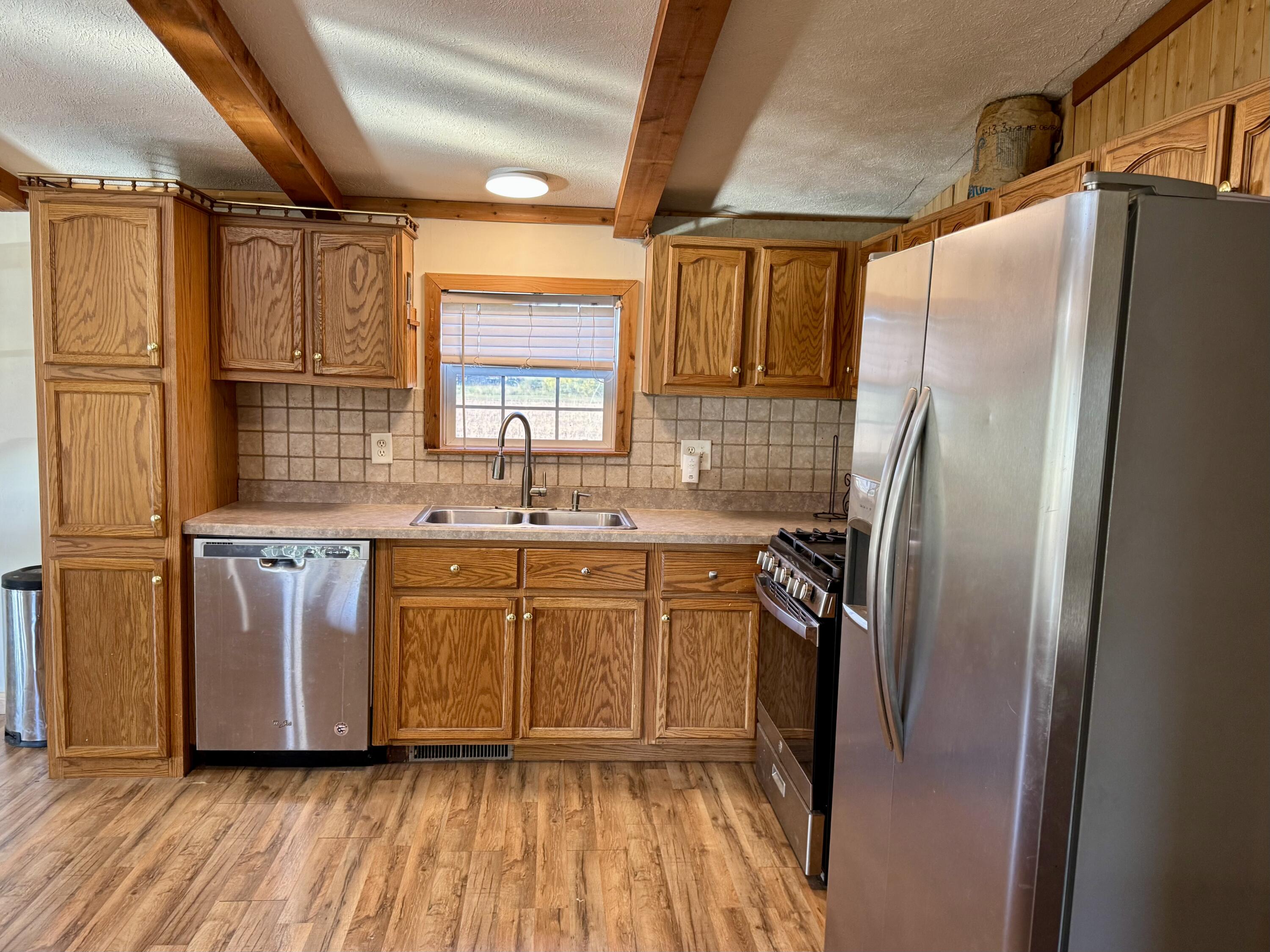 2146 Lake Shore Road Chazy, NY 12921 - Photo 5 of 23 Gallery Image 5