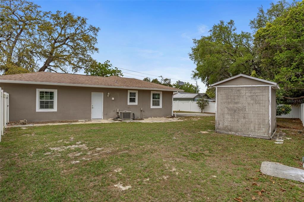 7367 Gates Circle Spring Hill, FL 34606 - Photo 10 of 28