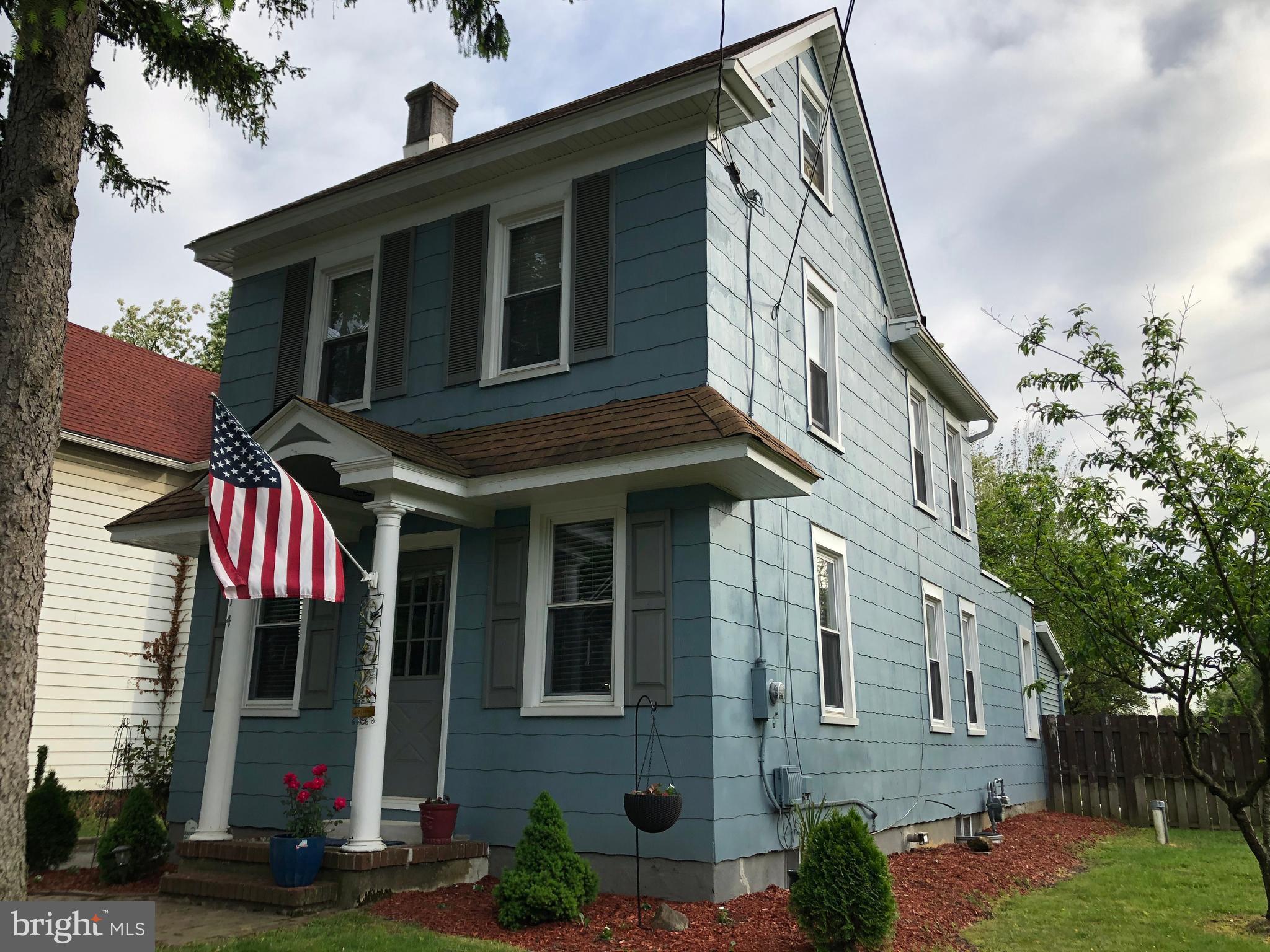 14 Hartford Road Mount Laurel, NJ 08054 - Photo 2 of 42 Exterior Front and side of house/ Porch