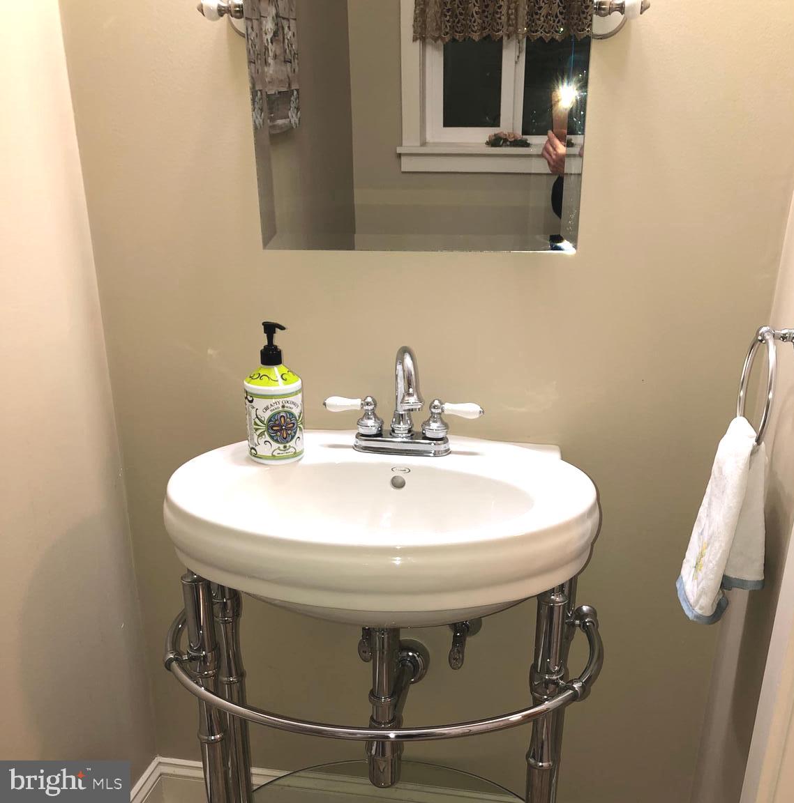 14 Hartford Road Mount Laurel, NJ 08054 - Photo 27 of 42 Powder Room Basin