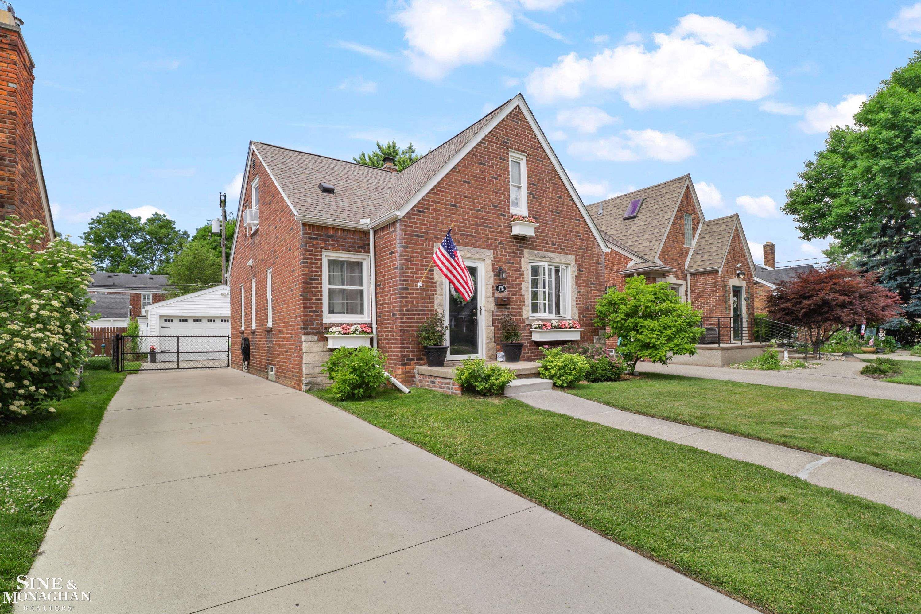 475 Touraine Road Grosse Pointe Farms, MI 48236 - Photo 38 of 42