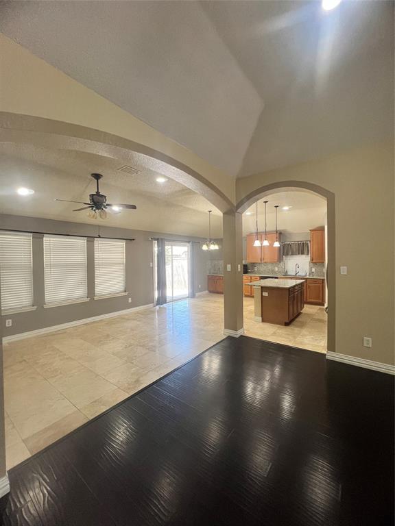 2607 Ridgeoak Trail Mansfield, TX 76063 - Photo 4 of 20 Gallery Image 4