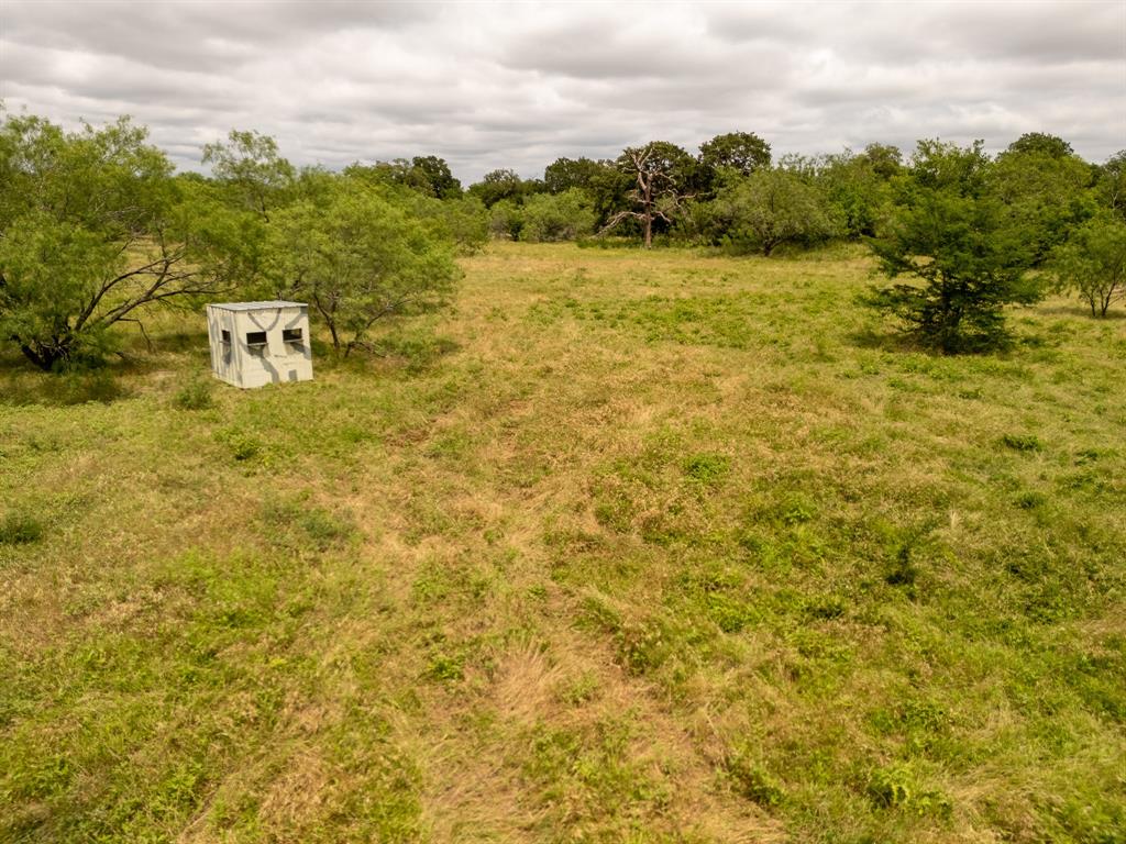 4 County Road 178 Riesel, TX 76682 - Photo 5 of 25 a view of a lake with houses