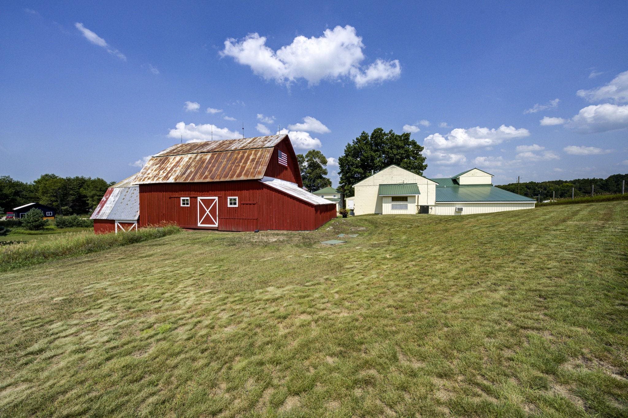 4135 Schoolcraft Road Bellaire, MI 49615 - Photo 54 of 96