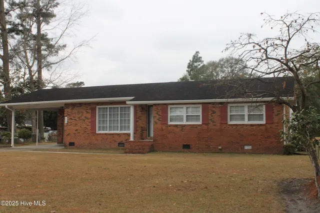 $195,000 | 203 Northwood Drive, Whiteville, NC 28472