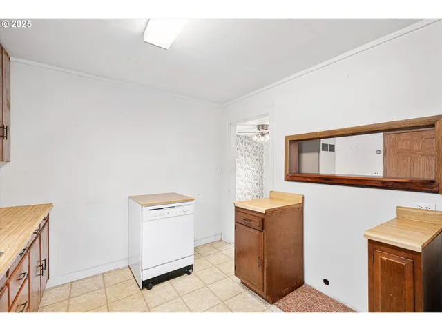 $290,000 | 788 Southwest Cherry Street, Dallas, OR 97338