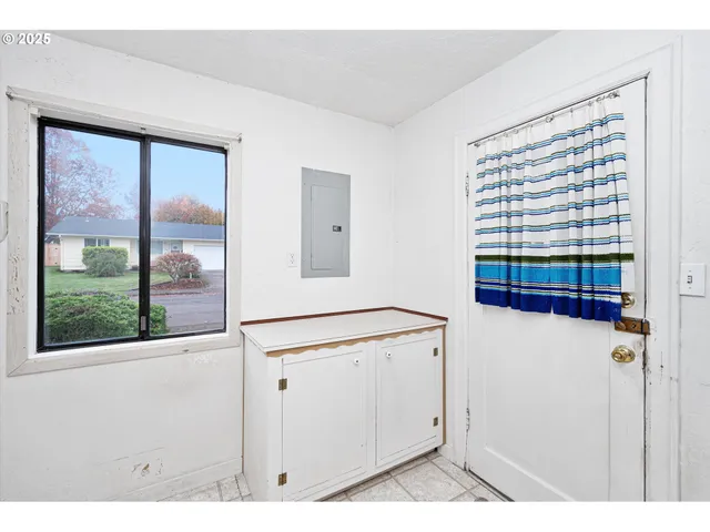 $290,000 | 788 Southwest Cherry Street, Dallas, OR 97338