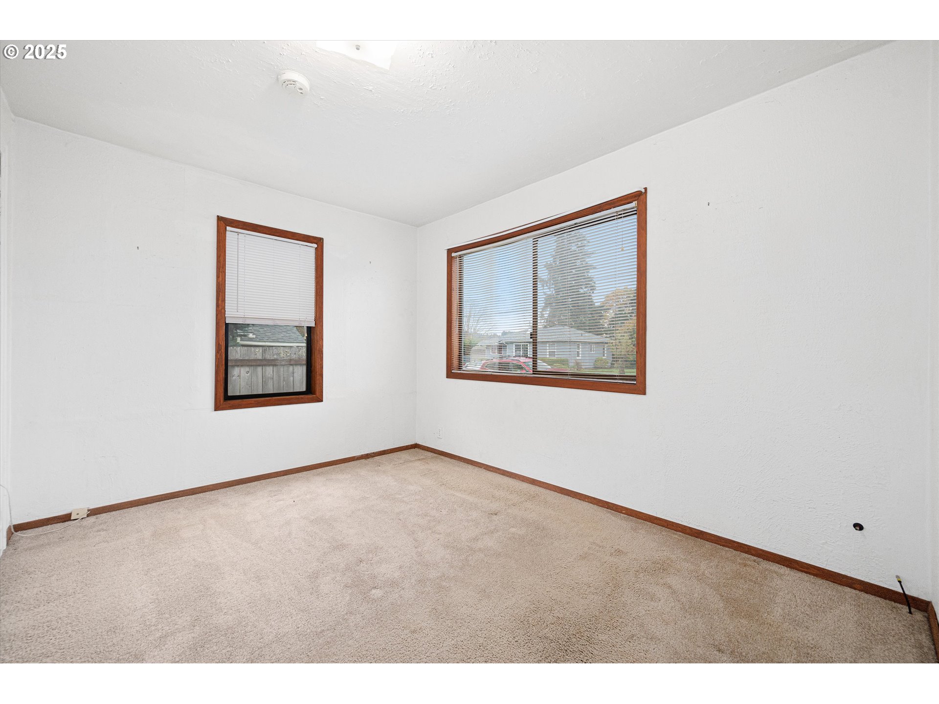 788 Southwest Cherry Street Dallas, OR 97338 - Photo 16 of 27