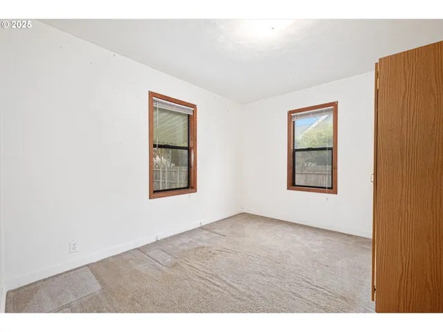 $290,000 | 788 Southwest Cherry Street, Dallas, OR 97338