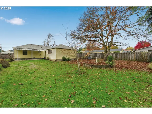 $290,000 | 788 Southwest Cherry Street, Dallas, OR 97338