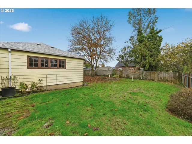 $290,000 | 788 Southwest Cherry Street, Dallas, OR 97338