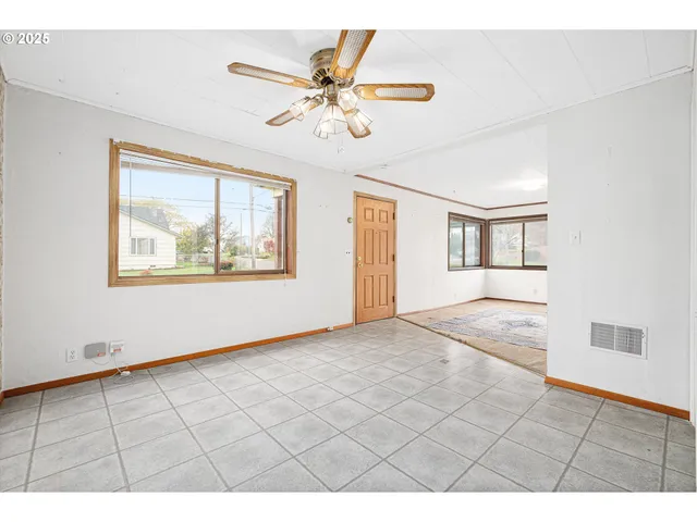 $290,000 | 788 Southwest Cherry Street, Dallas, OR 97338