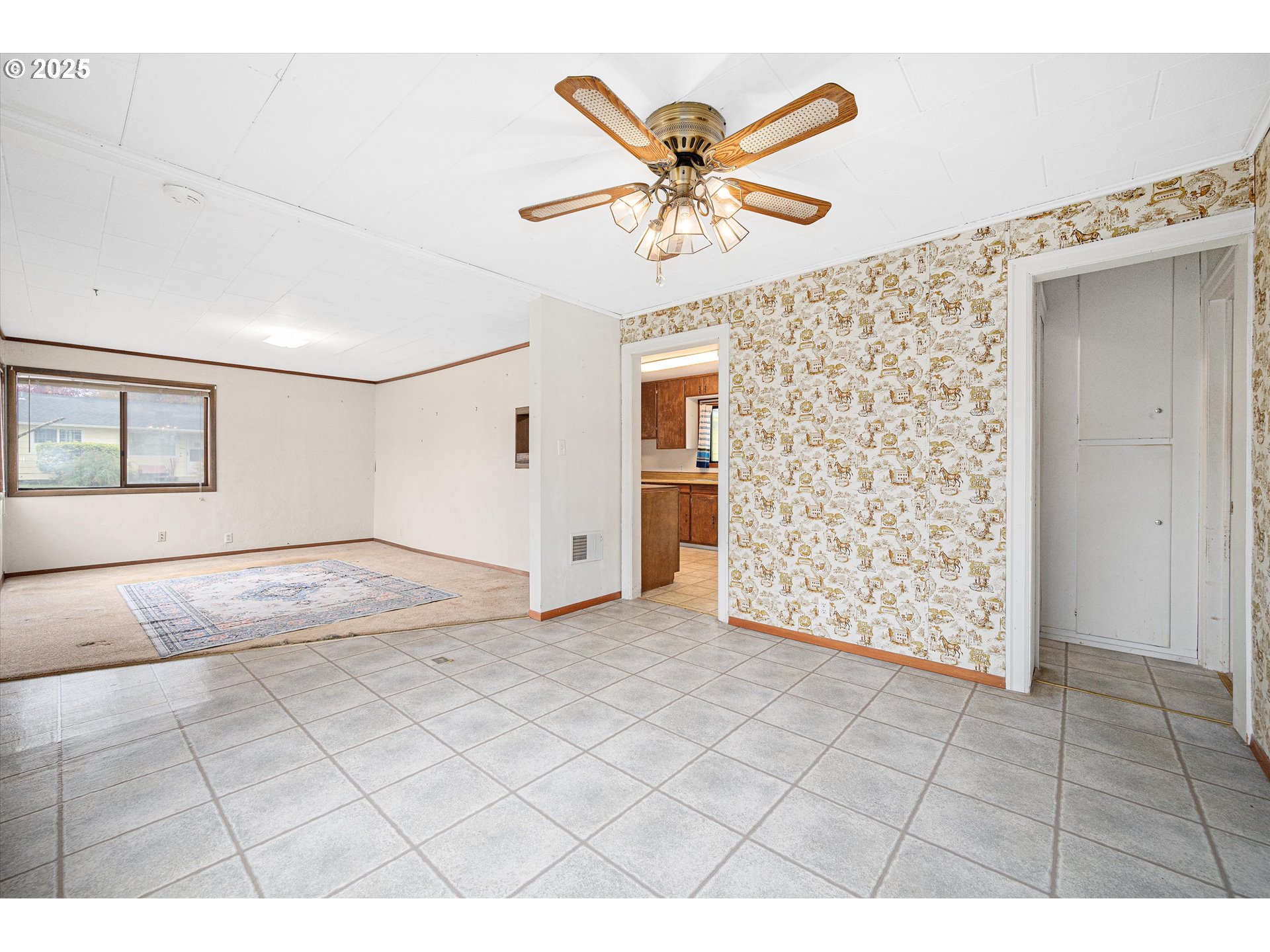 788 Southwest Cherry Street Dallas, OR 97338 - Photo 9 of 27