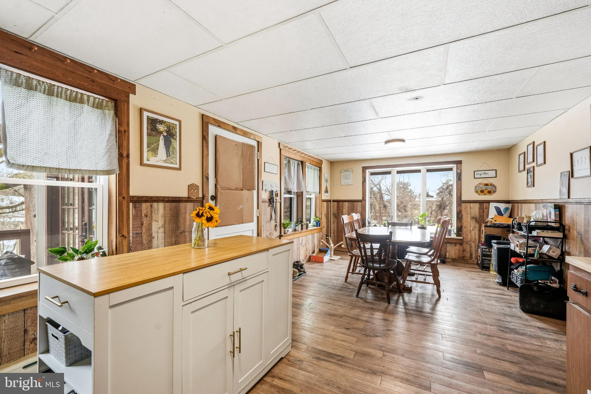 4 Townsend Avenue Bridgeton, NJ 08302 - Photo 12 of 38 Bright and inviting open dining space.