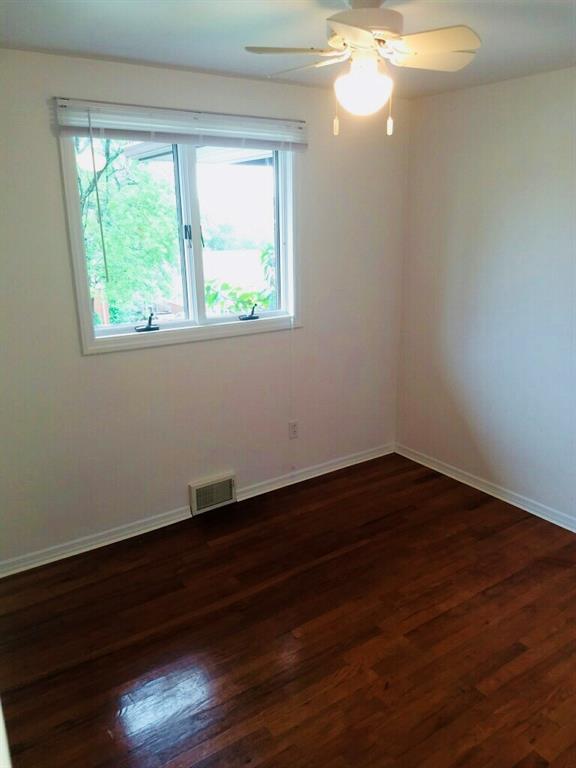5110 Raintree Drive Pittsburgh, PA 15236 - Photo 14 of 23 Gallery Image 14