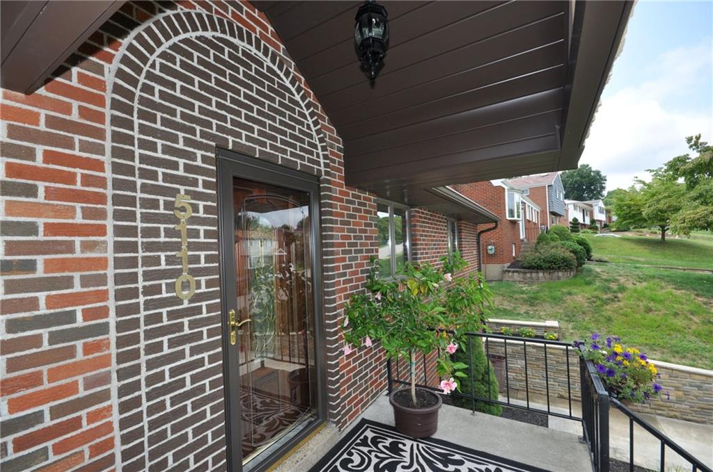 5110 Raintree Drive Pittsburgh, PA 15236 - Photo 6 of 23 Gallery Image 6