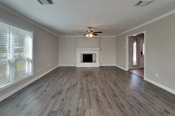 $2,390 | 25402 Elm Creek Drive, Spring, TX 77380