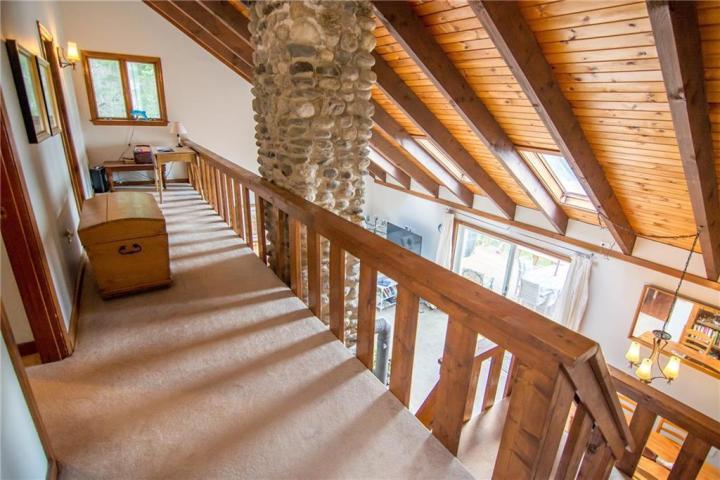 30 Rocky Point Road Stockton Springs, ME 04981 - Photo 13 of 31 Upstairs walkway