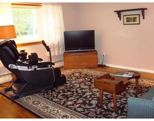 4 Nelson Road Burlington, MA 01803 - Photo 4 of 12 Gallery Image 4