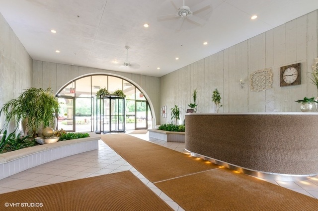 1 Renaissance Place, Unit 809 Palatine, IL 60067 - Photo 19 of 25