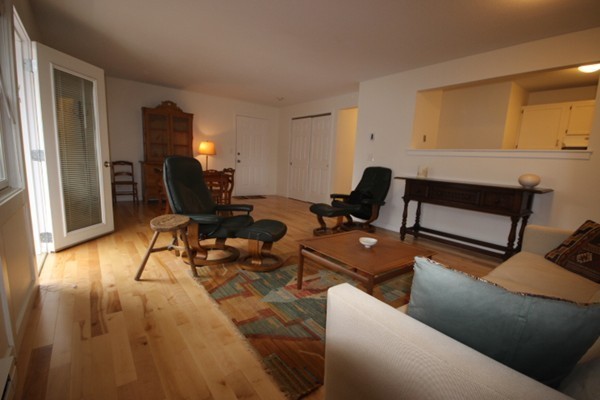 48 Evergreen Road, Unit 213 Northampton, MA 01053 - Photo 2 of 20