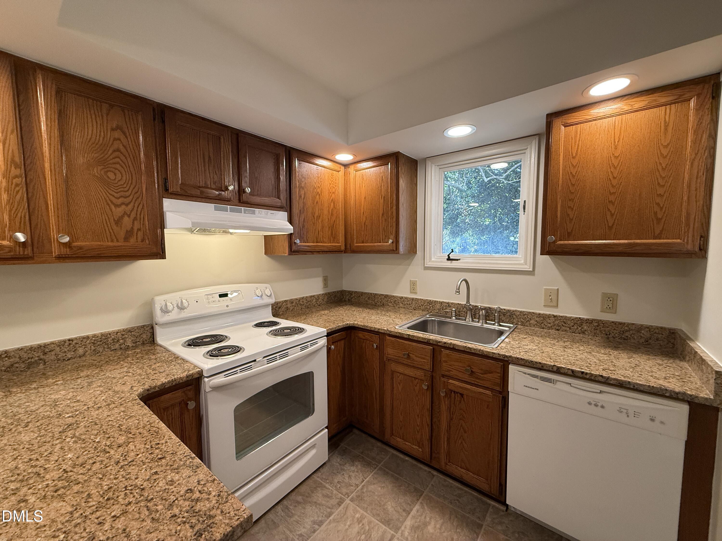1456 Barton Pl Drive Raleigh, NC 27608 - Photo 11 of 66