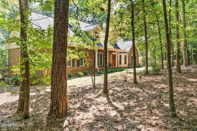 $775,000 | 260 Brushy Creek Circle, Jackson, GA 30233