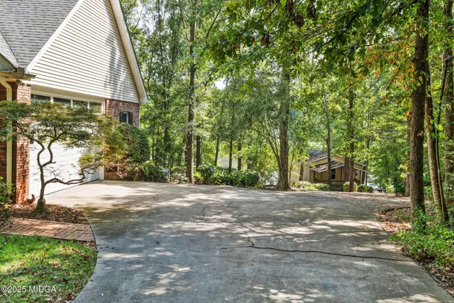 $775,000 | 260 Brushy Creek Circle, Jackson, GA 30233