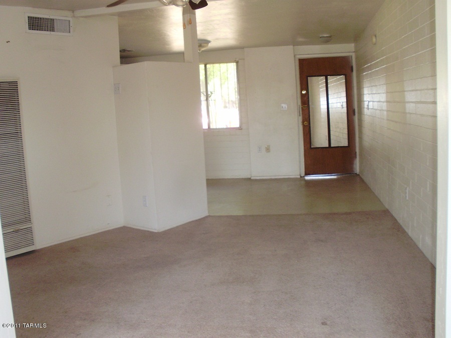 3980 North Pomona Road Tucson, AZ 85705 - Photo 6 of 16