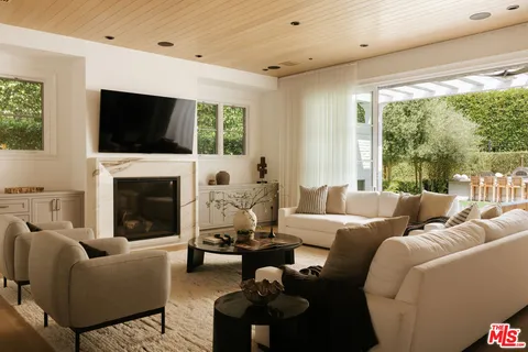 $19,998,000 | 538 Spoleto Drive, Pacific Palisades, CA 90272