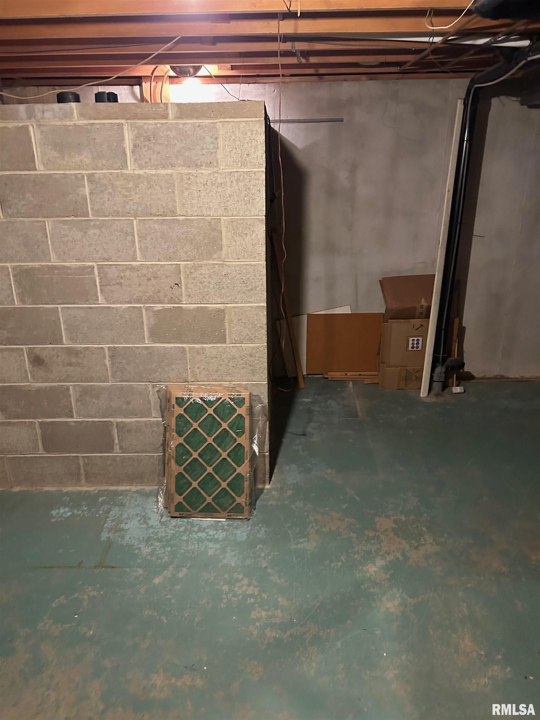 306 East Poplar Street Taylorville, IL 62568 - Photo 33 of 63