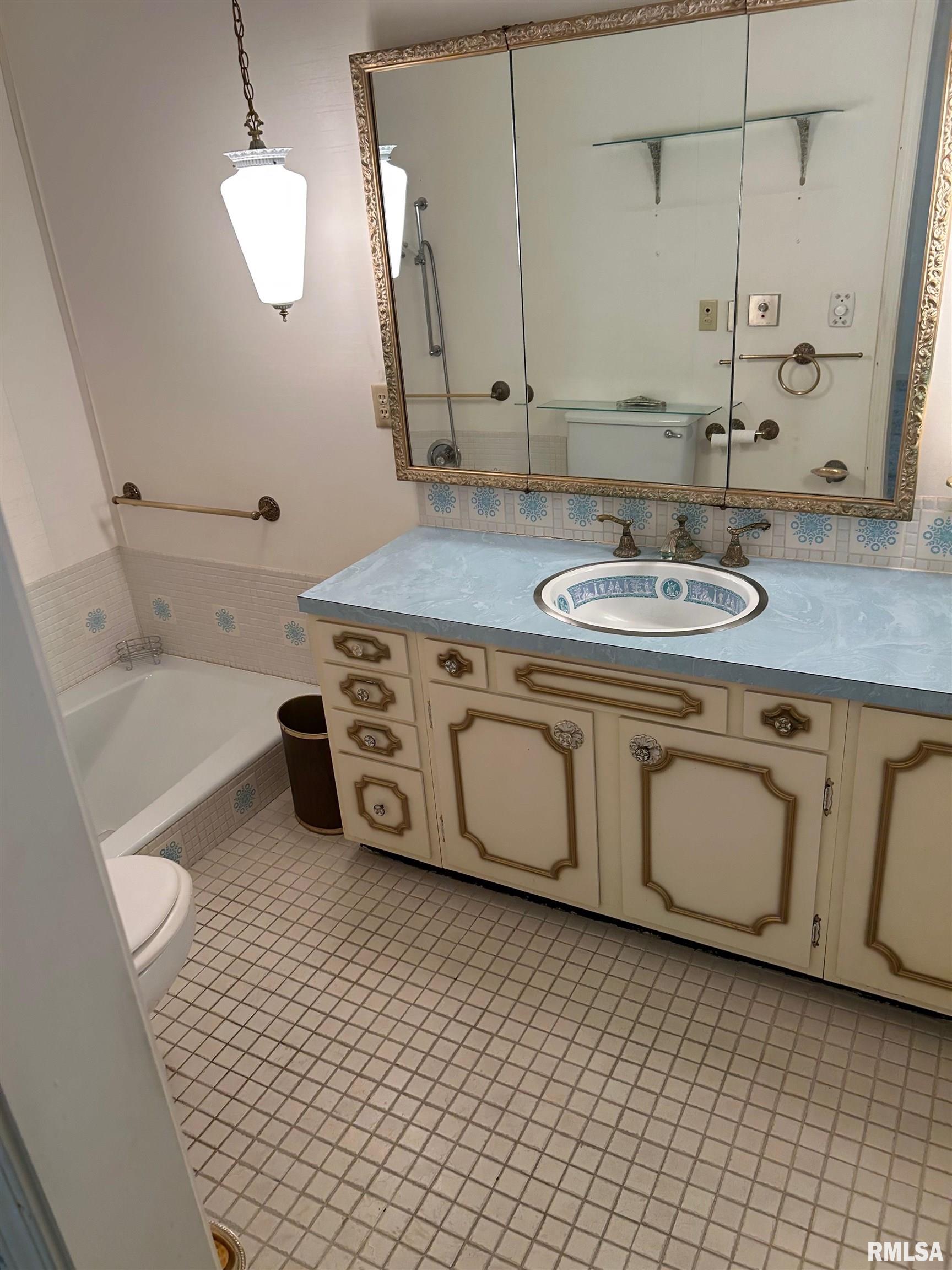 306 East Poplar Street Taylorville, IL 62568 - Photo 41 of 63