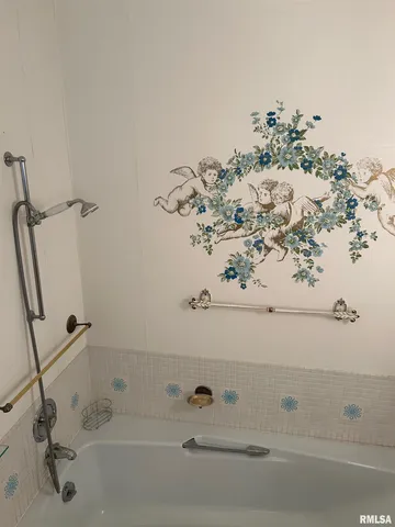 $160,000 | 306 East Poplar Street, Taylorville, IL 62568