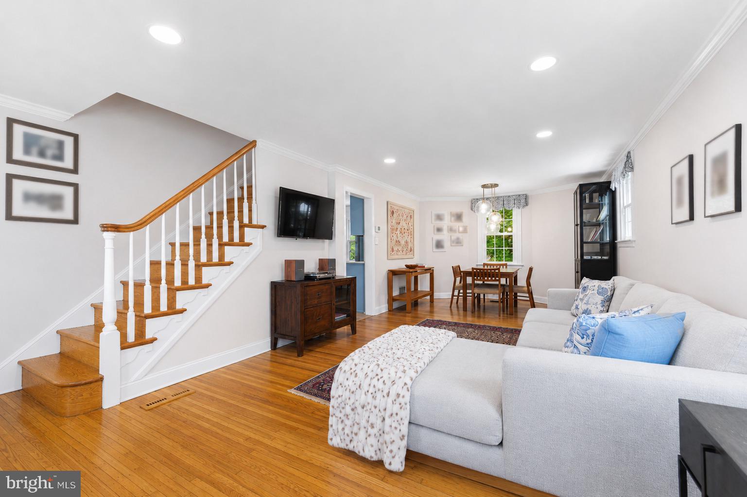 419 Locust Road Wayne, PA 19087 - Photo 5 of 24
