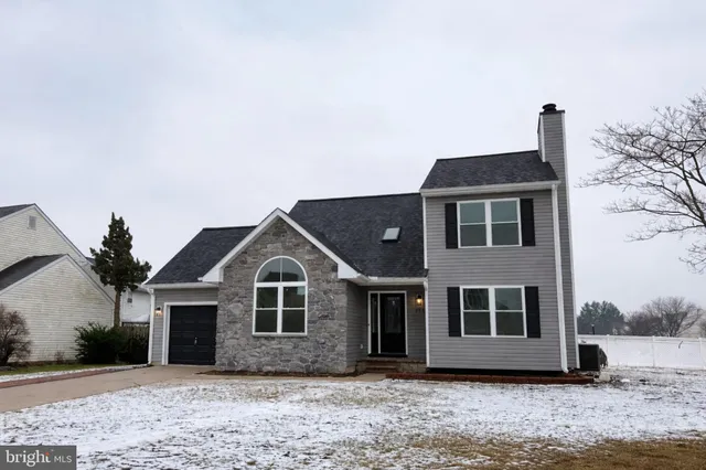 $479,999 | 916 Gilder Drive, New Castle, DE 19720