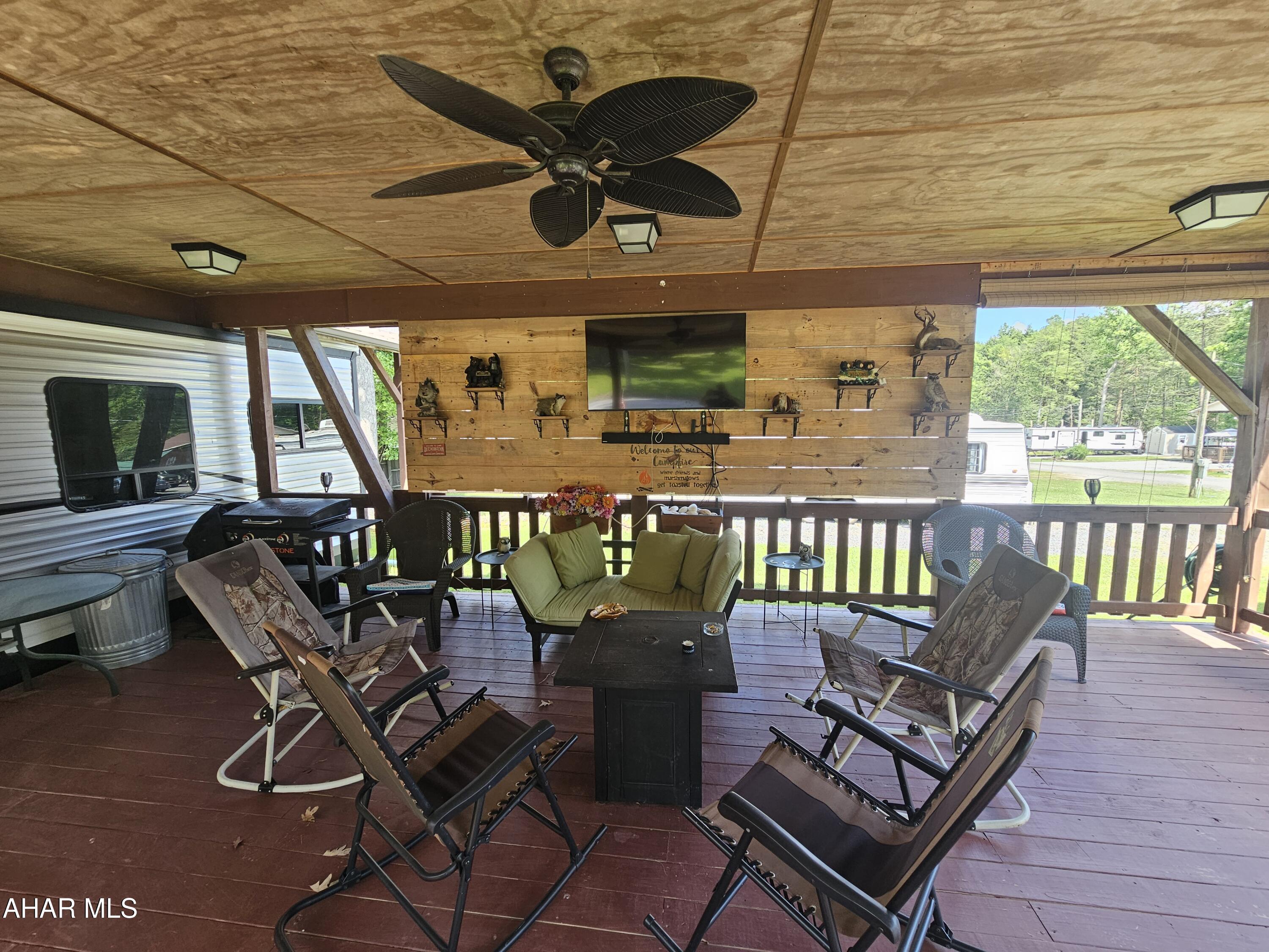 395 Fox Ridge Road Flinton, PA 16640 - Photo 8 of 22