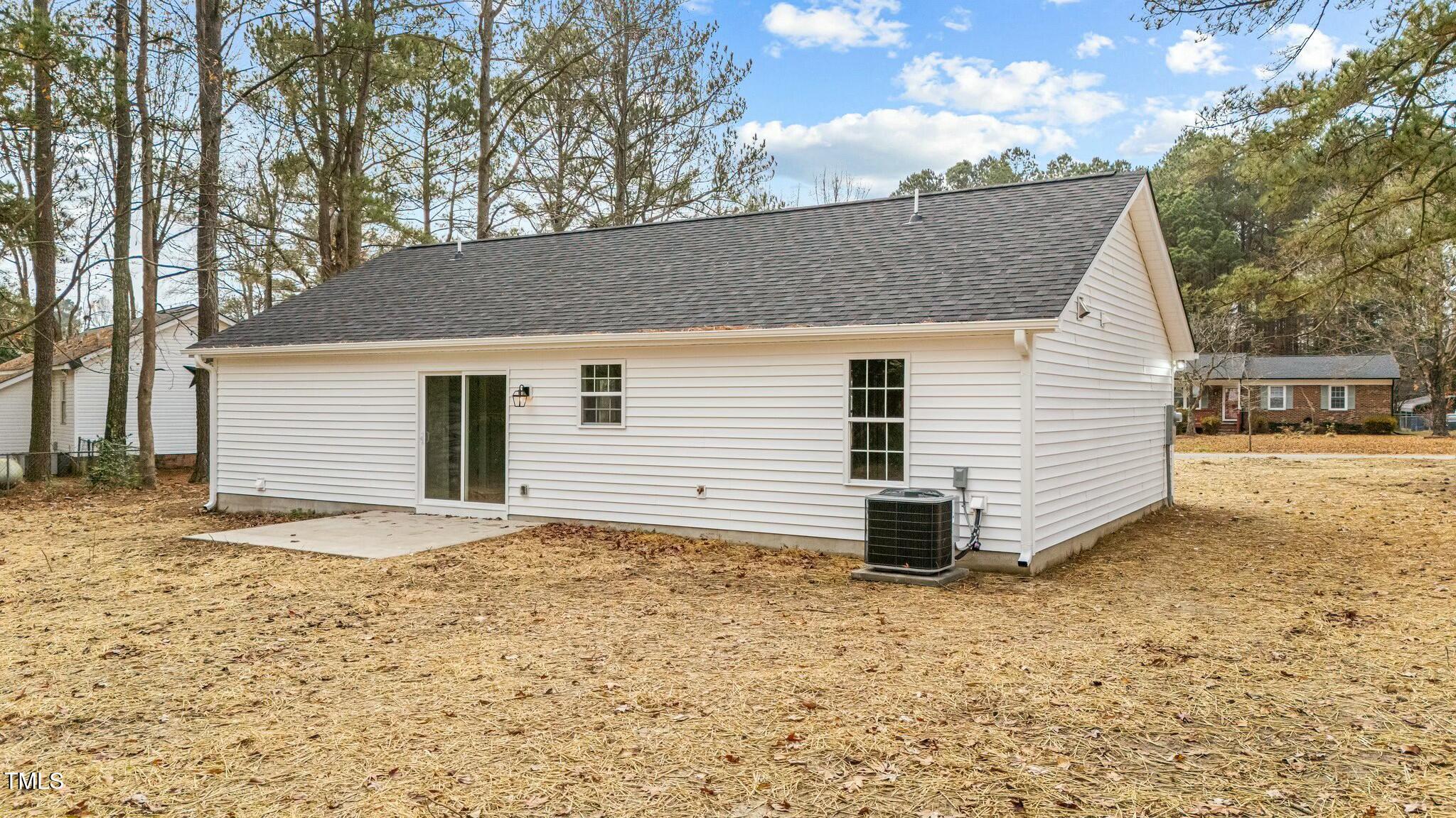 114 Old Farm Road Smithfield, NC 27577 - Photo 13 of 41 tempImagejjBqKc