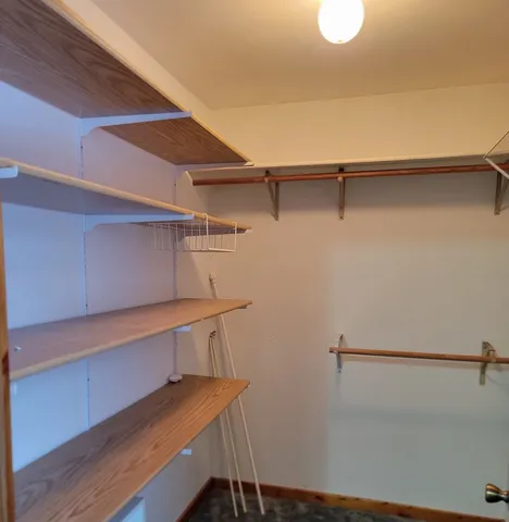 $180,000 | 63 West Richton Road, Steger, IL 60475